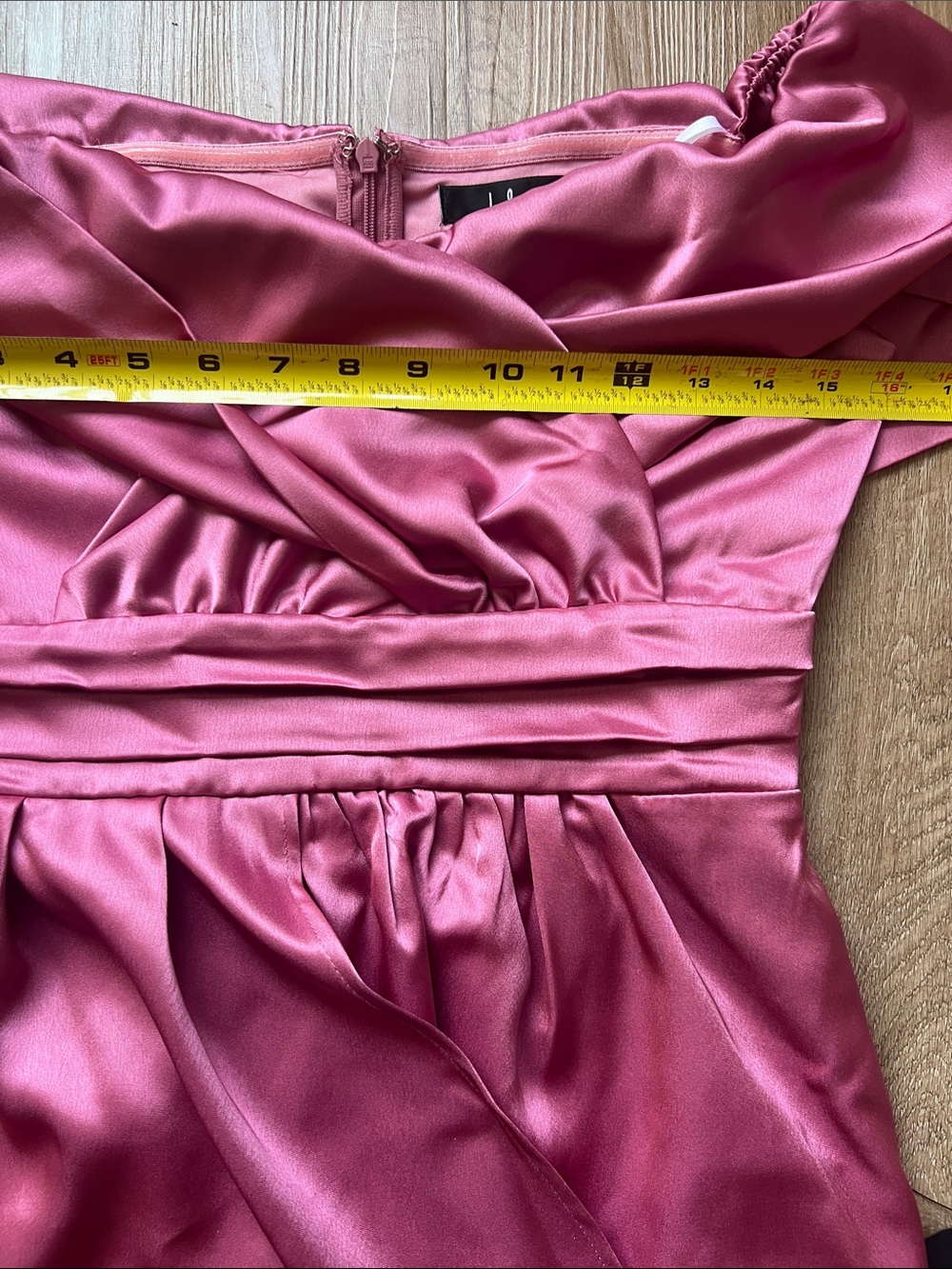 NWT Lulus Women’s Satin Off-the-Shoulder Asymmetrical Pink Mini Dress Size Small - Picture 15 of 16